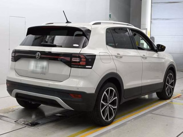 VOLKSWAGEN T-CROSS