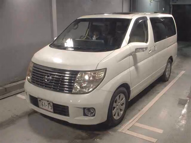 NISSAN ELGRAND