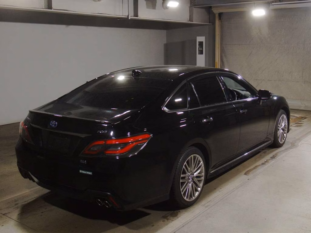 TOYOTA CROWN