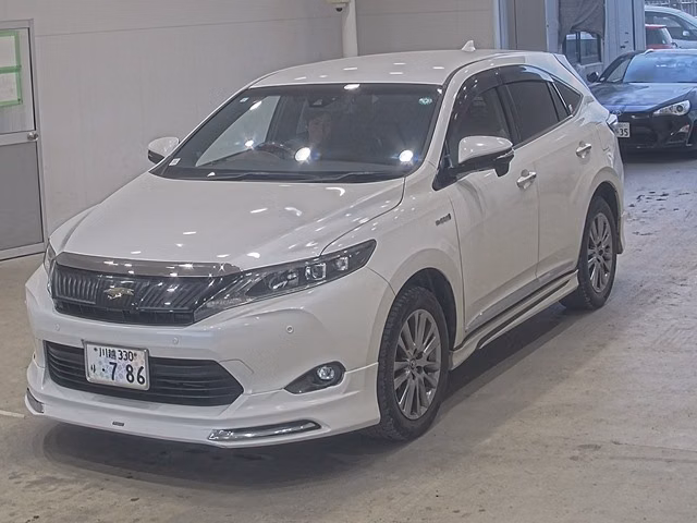 TOYOTA HARRIER