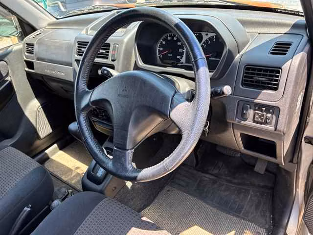 MITSUBISHI PAJERO MINI