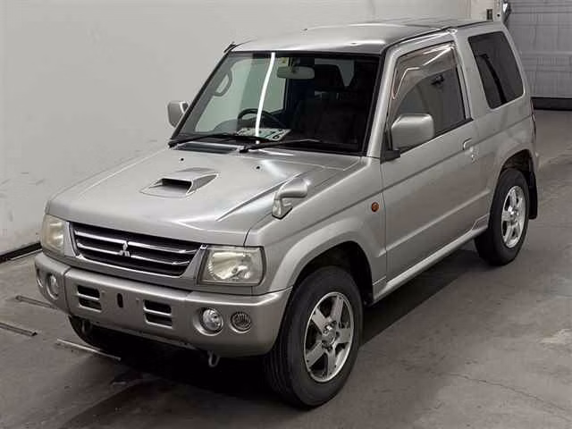 MITSUBISHI PAJERO MINI