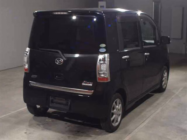 DAIHATSU TANTO EXE