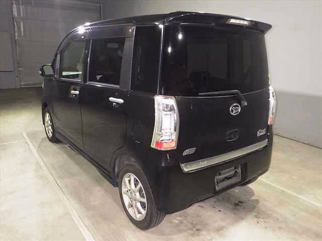 DAIHATSU TANTO EXE