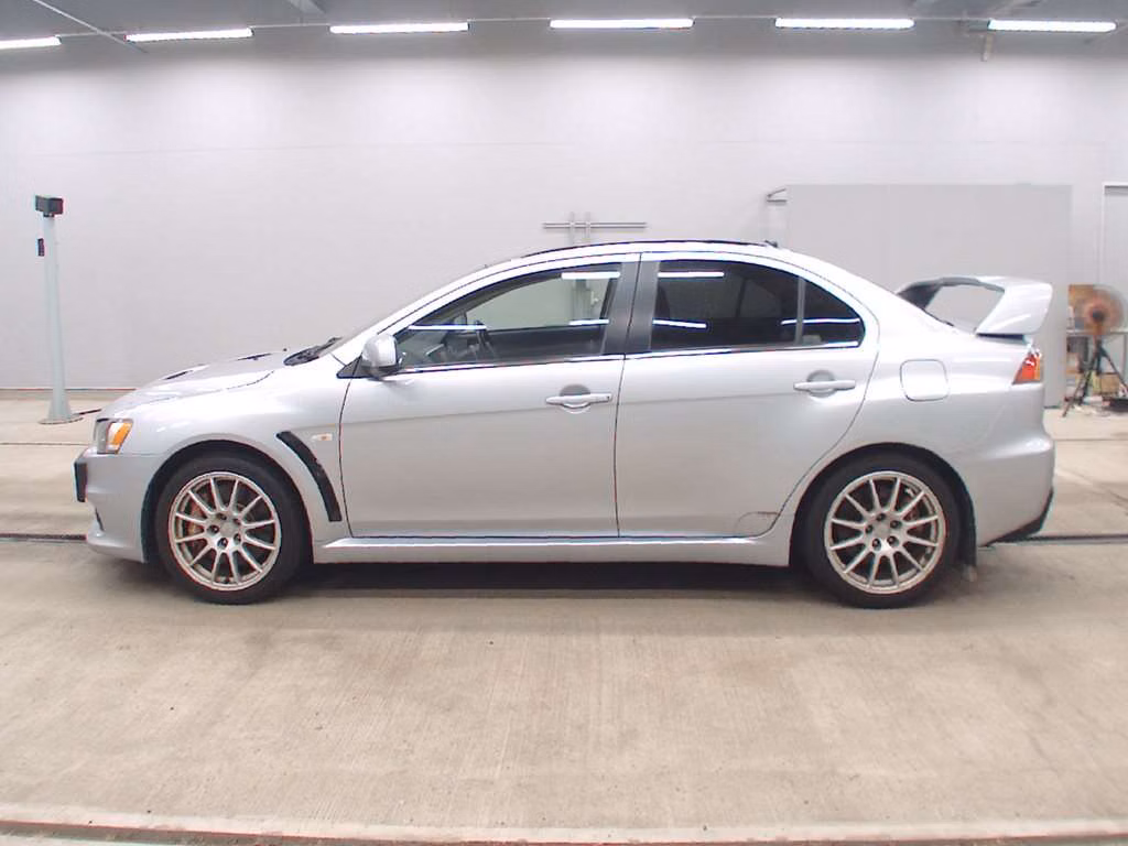 MITSUBISHI LANCER EVOLUTION
