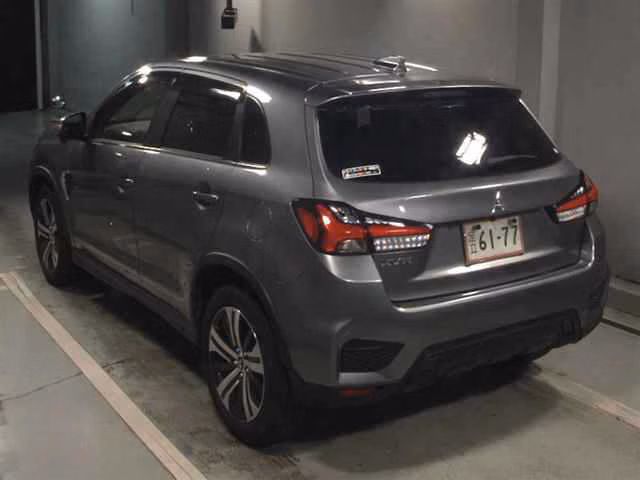 MITSUBISHI RVR