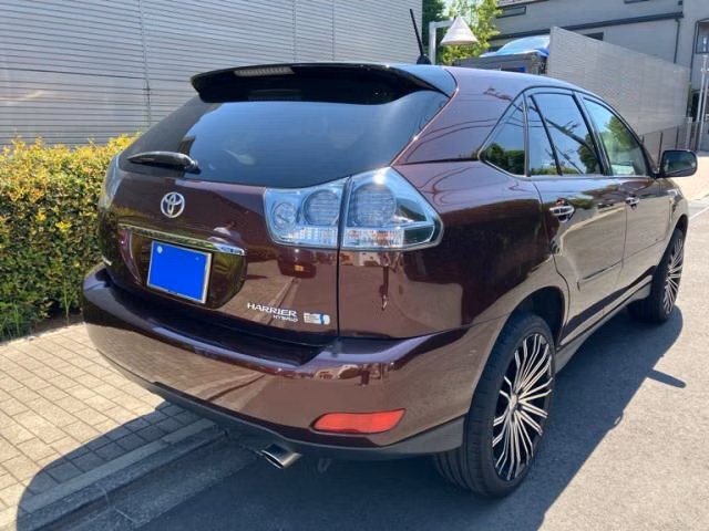 TOYOTA HARRIER