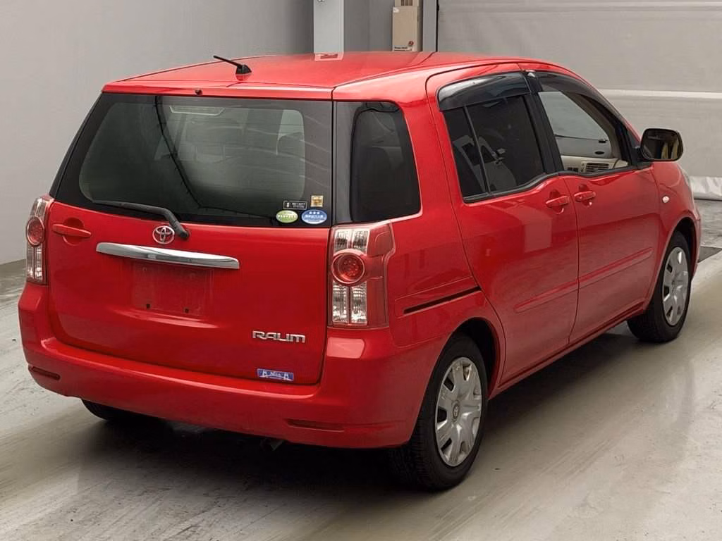 TOYOTA RAUM