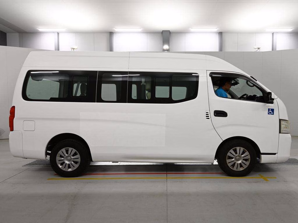 NISSAN NV350 CARAVAN