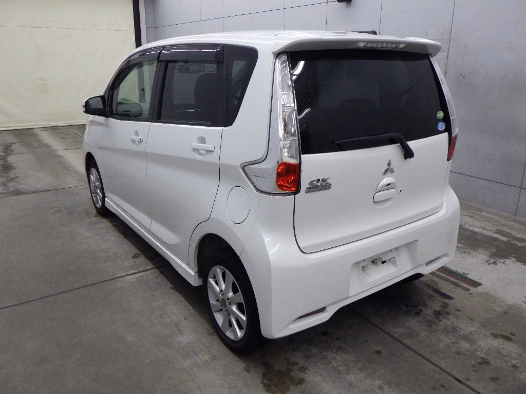 MITSUBISHI EK CUSTOM