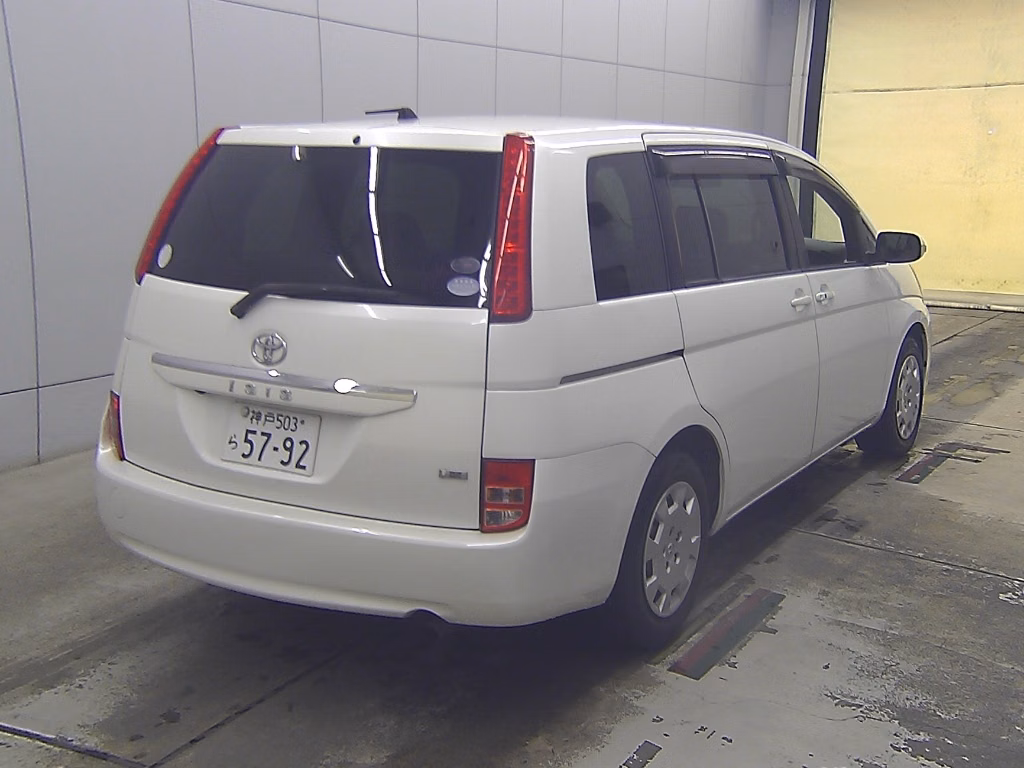 TOYOTA ISIS