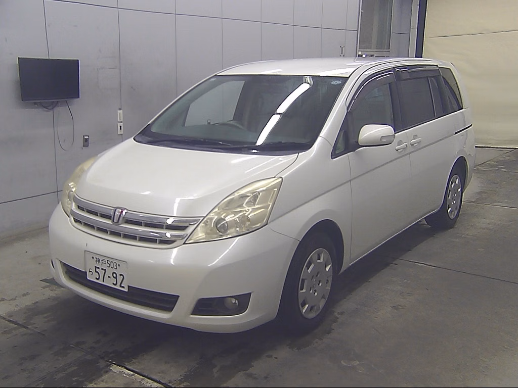TOYOTA ISIS