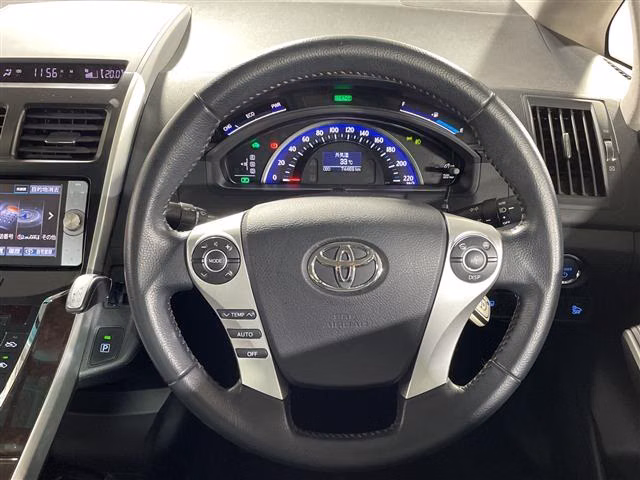 TOYOTA SAI