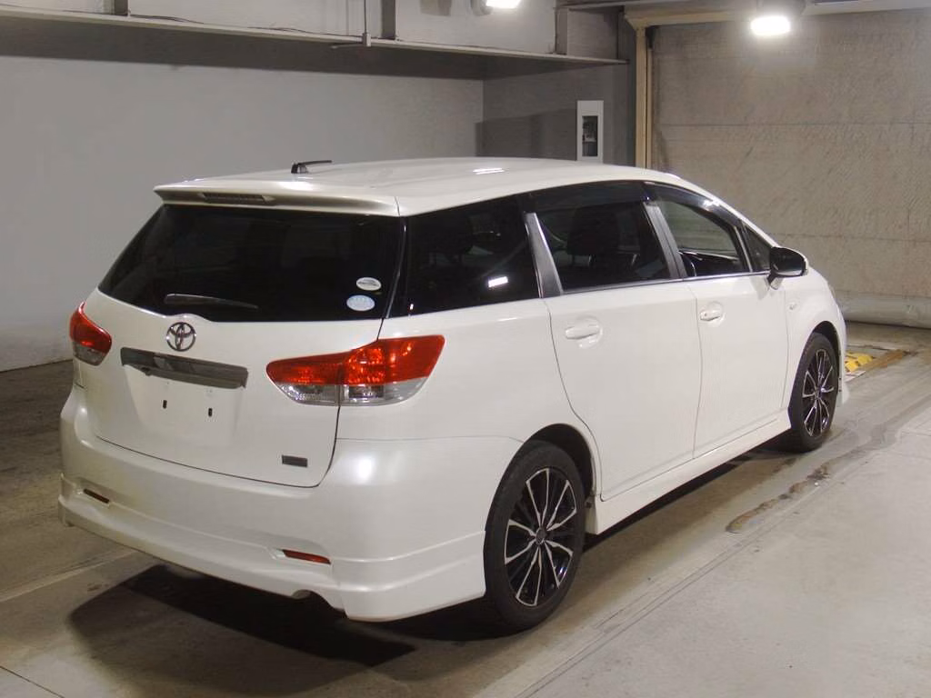 TOYOTA WISH