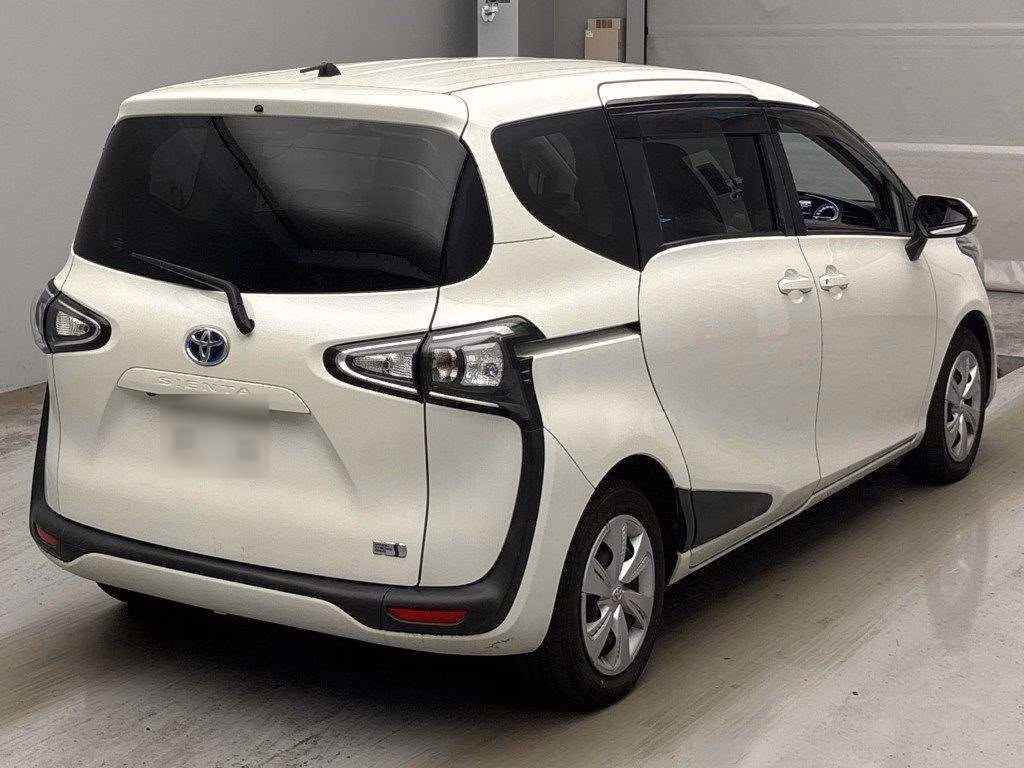 TOYOTA SIENTA