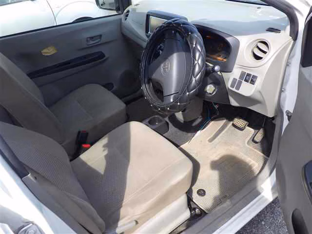 TOYOTA PIXIS EPOCH