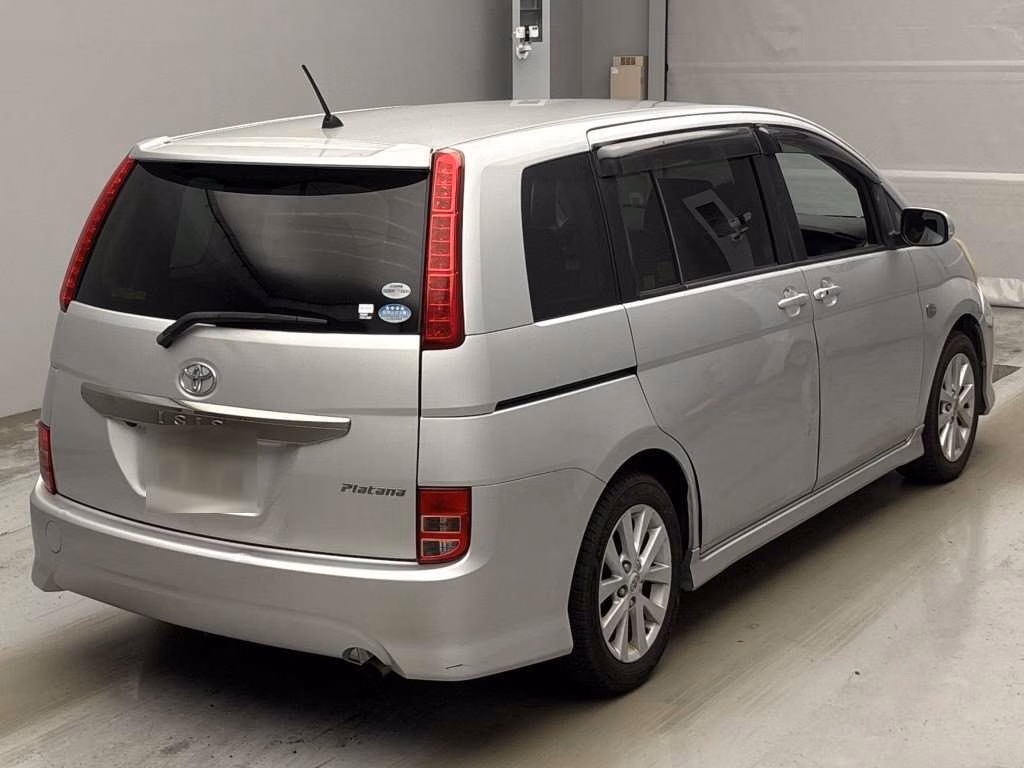TOYOTA ISIS