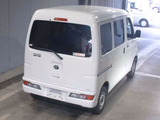 TOYOTA PIXIS VAN