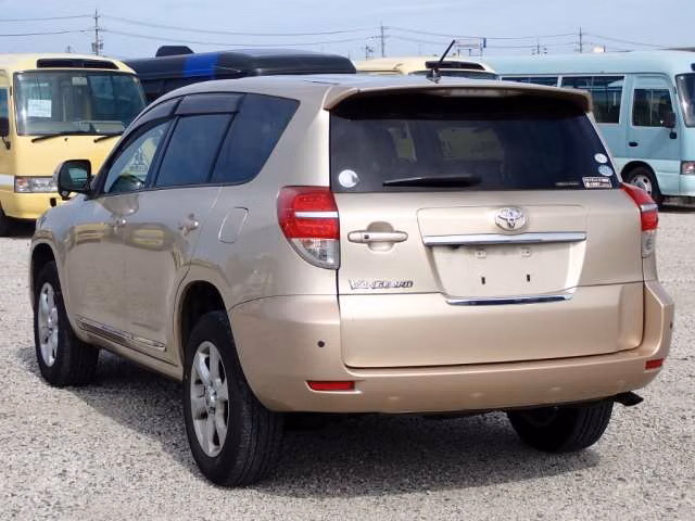 TOYOTA VANGUARD