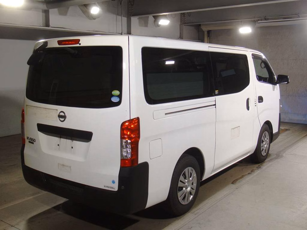 NISSAN NV350 CARAVAN