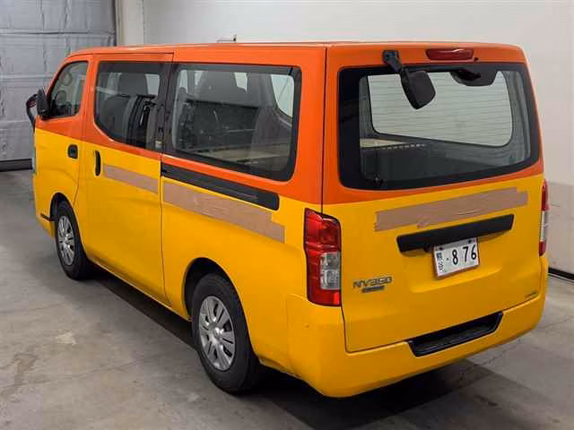 NISSAN NV350 CARAVAN