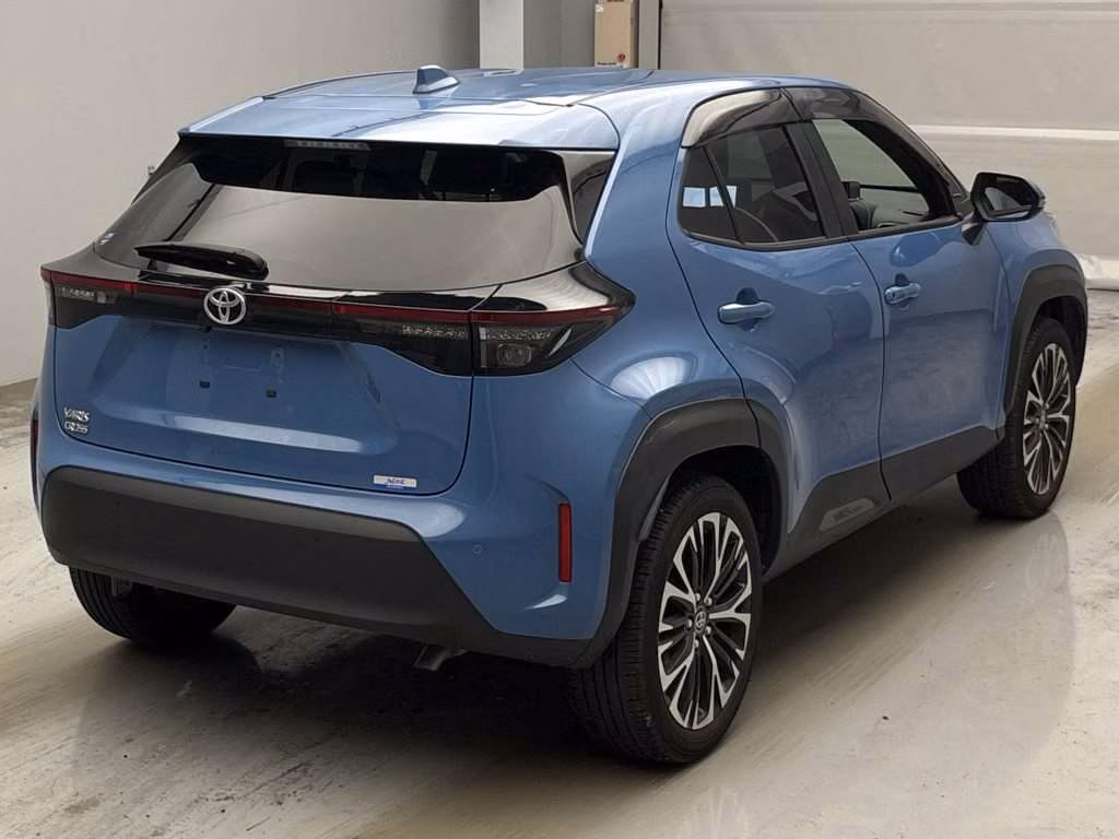 TOYOTA YARIS CROSS