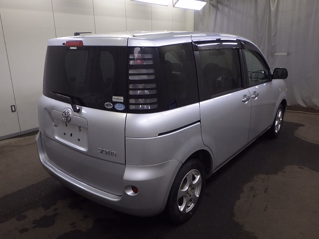 TOYOTA SIENTA