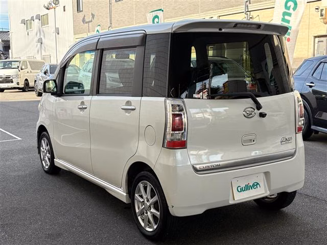 DAIHATSU TANTO EXE