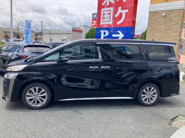TOYOTA VELLFIRE
