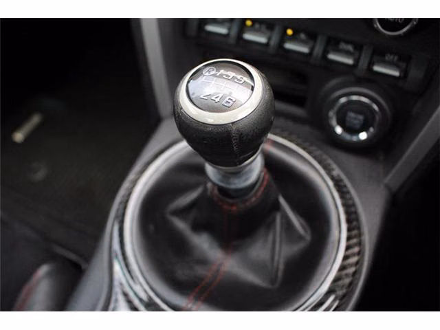 SUBARU BRZ