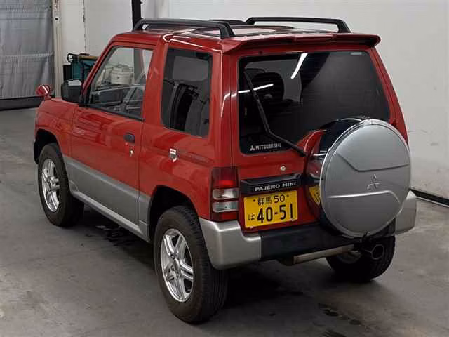 MITSUBISHI PAJERO MINI