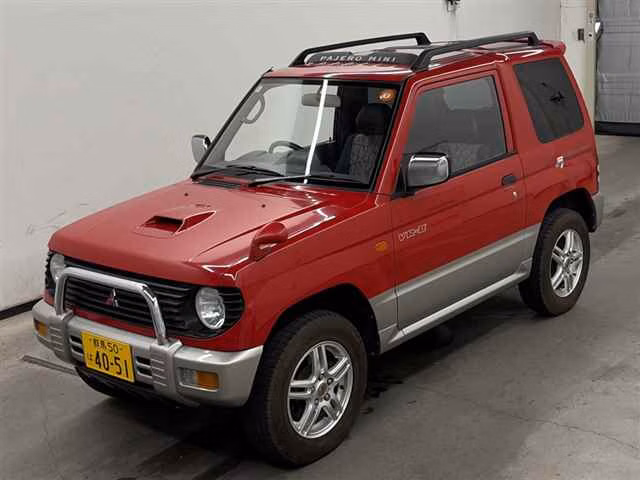 MITSUBISHI PAJERO MINI