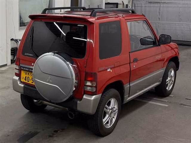 MITSUBISHI PAJERO MINI