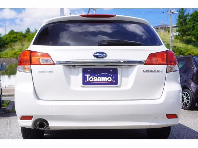 SUBARU LEGACY