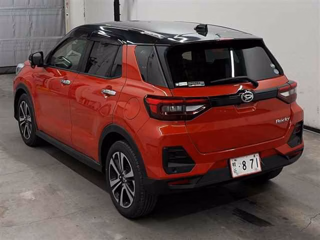 DAIHATSU ROCKY