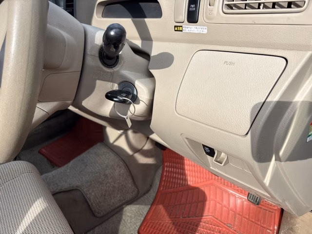 TOYOTA RAUM