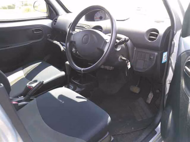 DAIHATSU ESSE