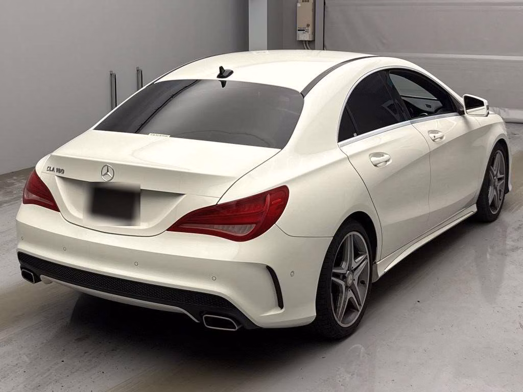 MERCEDES-BENZ CLA-CLASS