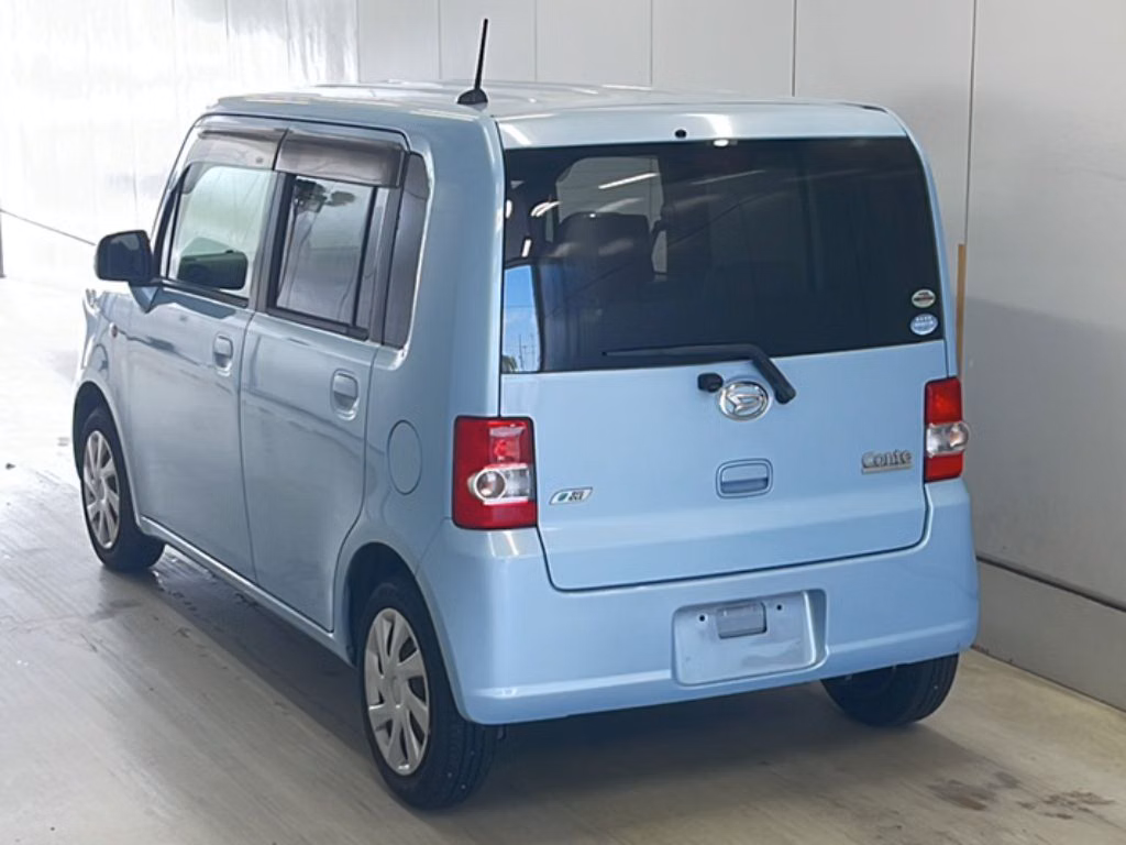 DAIHATSU MOVE CONTE