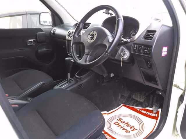 DAIHATSU TERIOS KID