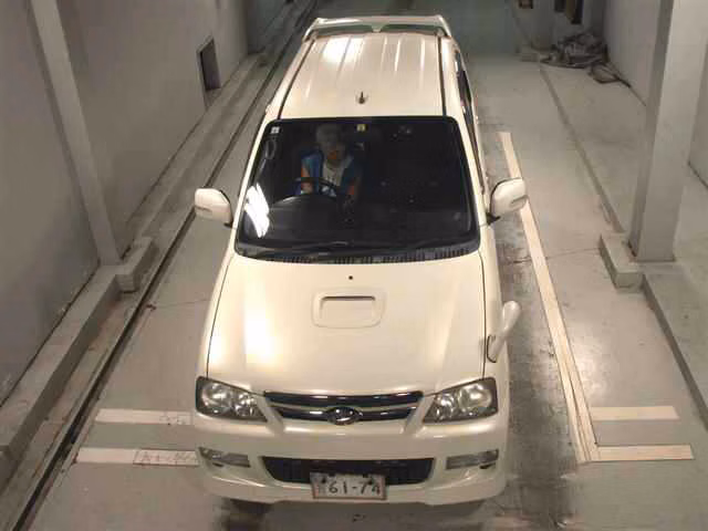DAIHATSU TERIOS KID