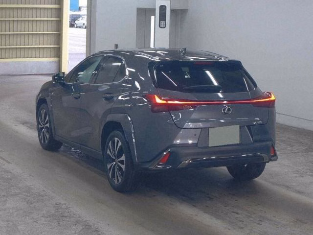 LEXUS UX200