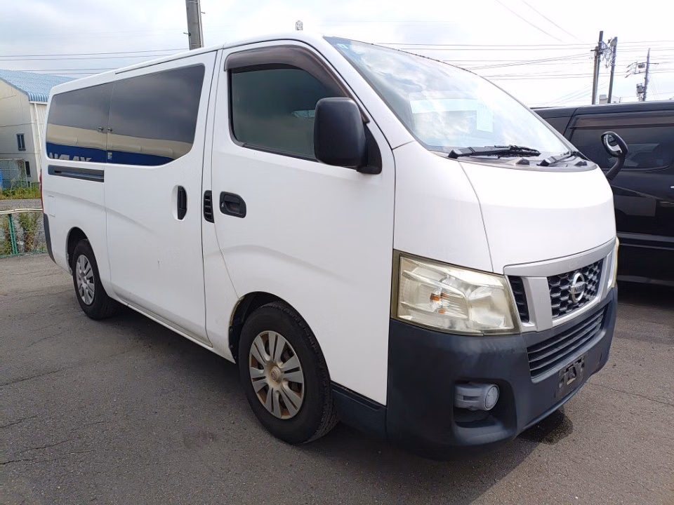 NISSAN NV350 CARAVAN