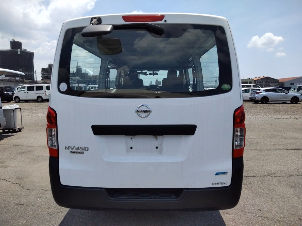 NISSAN NV350 CARAVAN