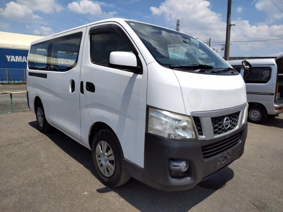 NISSAN NV350 CARAVAN