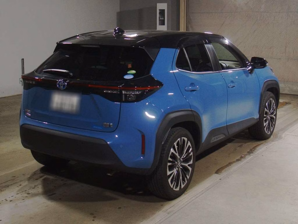 TOYOTA YARIS CROSS