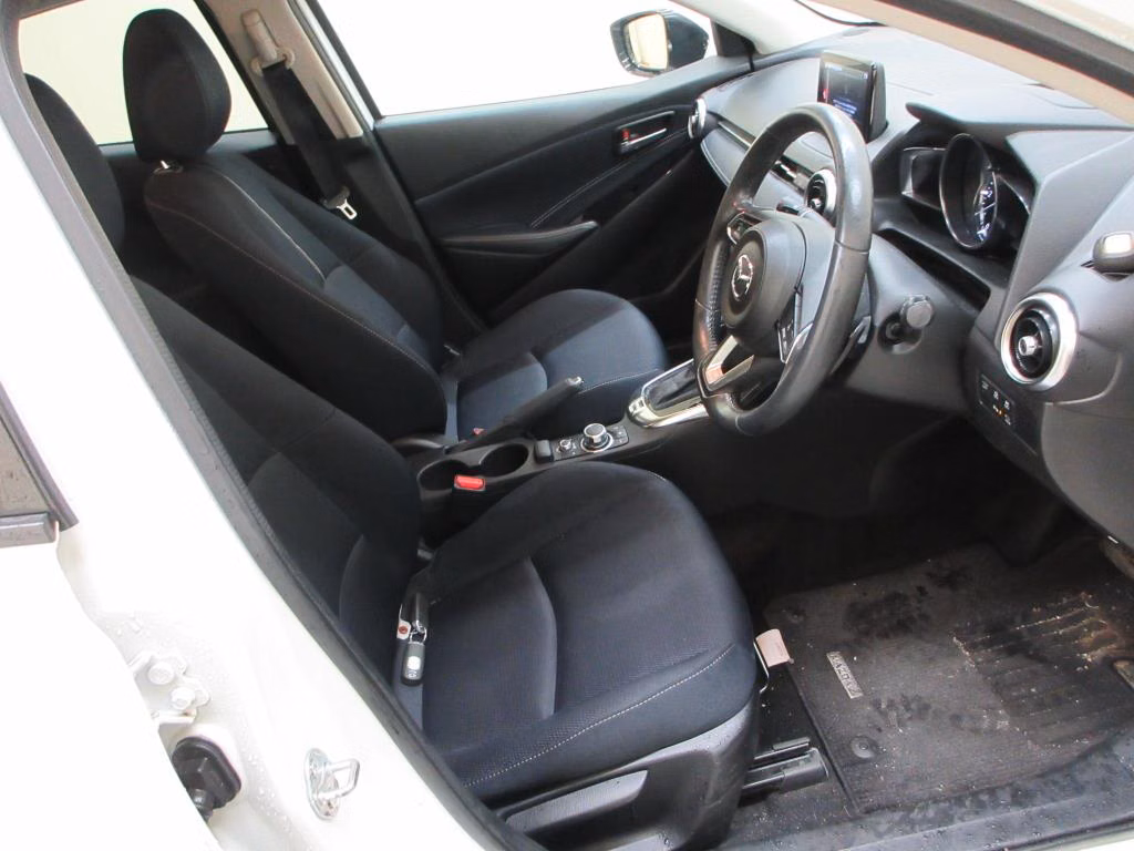 MAZDA MAZDA2
