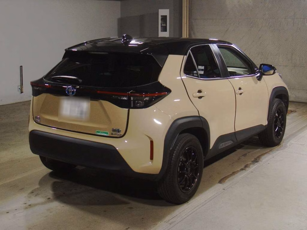 TOYOTA YARIS CROSS