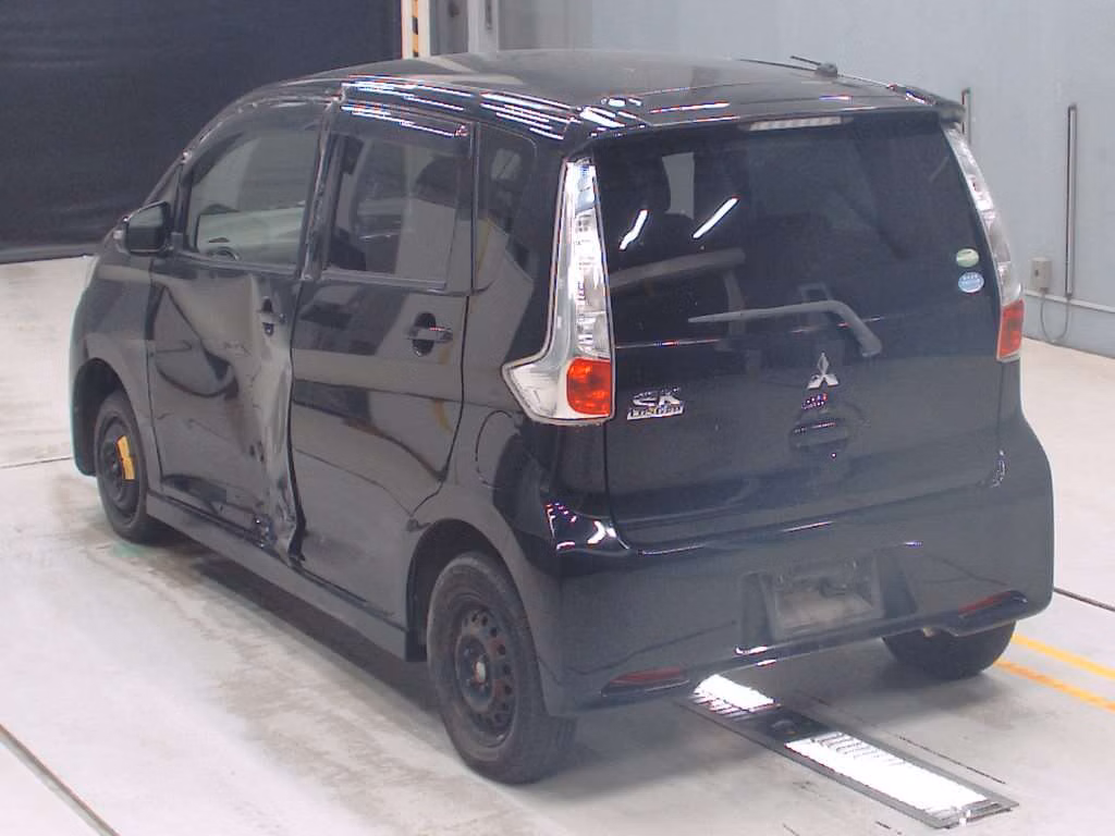 MITSUBISHI EK CUSTOM