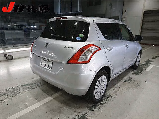 SUZUKI SWIFT